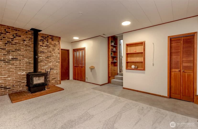 Property photo for 29722 225th Place Se, Black Diamond photo 28
