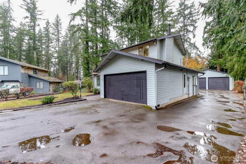 Property photo for 29722 225th Place Se, Black Diamond photo 31