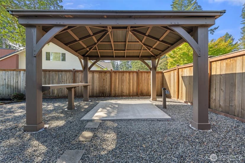 Property photo for 6714 Topaz Drive Sw, Lakewood photo 32