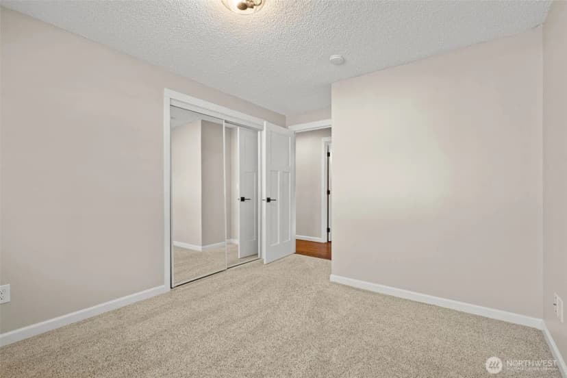 Property photo for 6714 Topaz Drive Sw, Lakewood photo 25