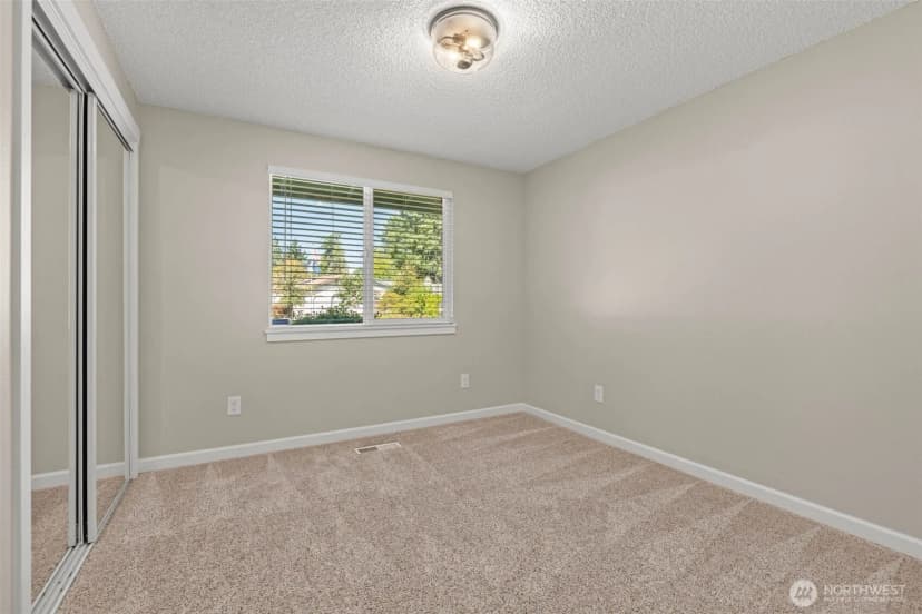 Property photo for 6714 Topaz Drive Sw, Lakewood photo 27