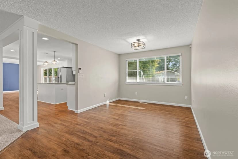 Property photo for 6714 Topaz Drive Sw, Lakewood photo 5