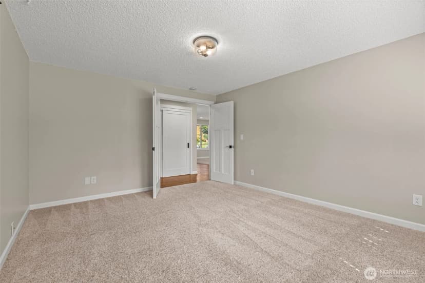 Property photo for 6714 Topaz Drive Sw, Lakewood photo 20