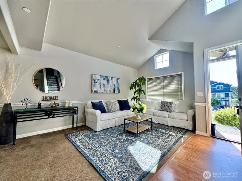 Property photo for 665 Blaine Court Ne, Renton photo 4