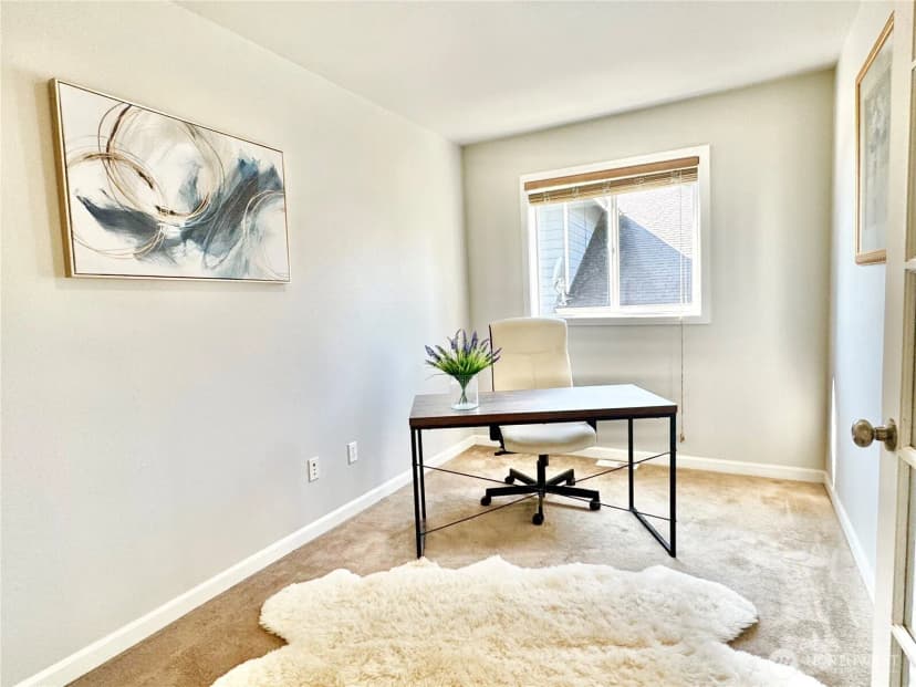 Property photo for 665 Blaine Court Ne, Renton photo 15