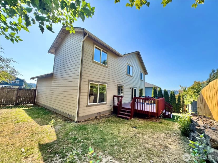 Property photo for 665 Blaine Court Ne, Renton photo 37