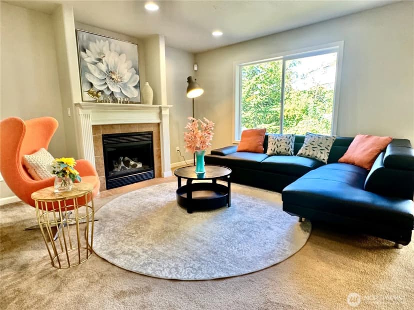 Property photo for 665 Blaine Court Ne, Renton photo 14