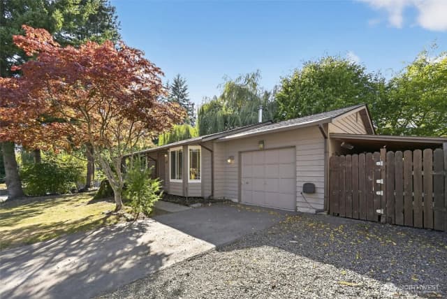 Property photo for 328 101st Ave Se, Lake Stevens photo 3