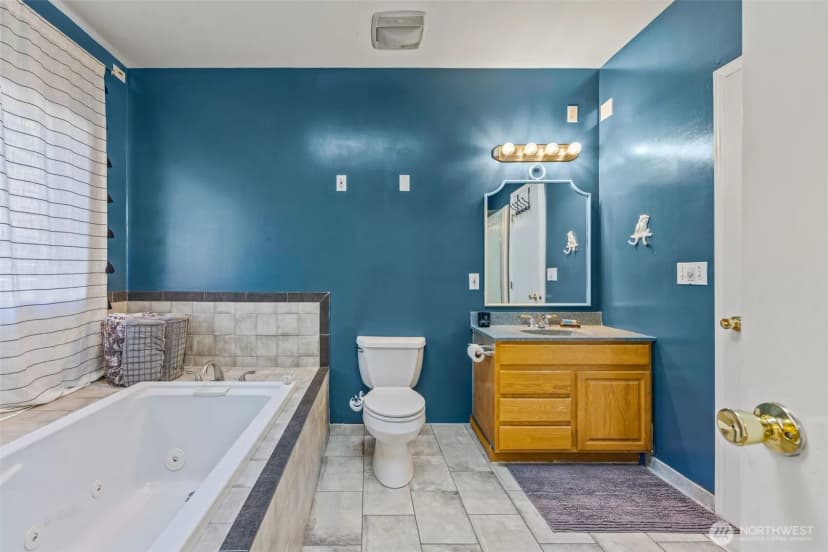 Property photo for 10332 Midvale Avenue N, Seattle photo 15