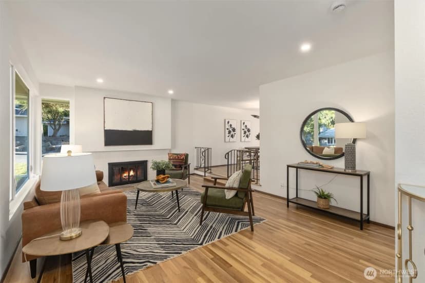 Property photo for 915 145th Place Se, Bellevue photo 8