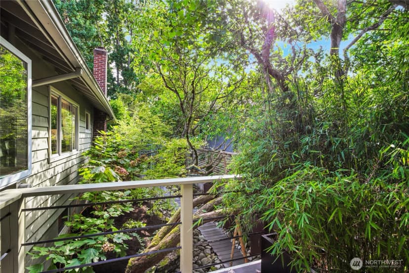 Property photo for 5435 45th Avenue Sw, Seattle photo 26