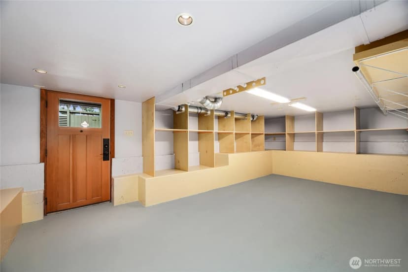 Property photo for 5435 45th Avenue Sw, Seattle photo 21