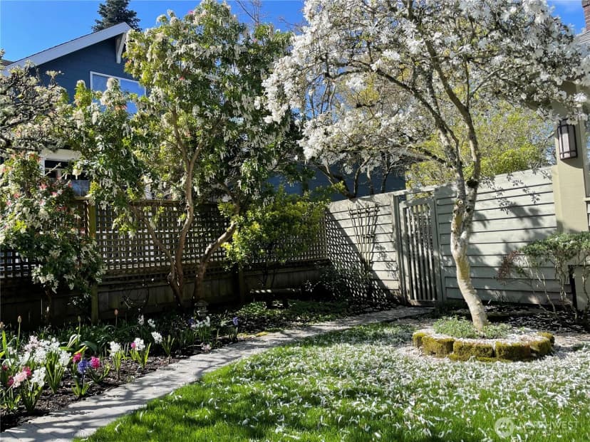 Property photo for 5435 45th Avenue Sw, Seattle photo 39