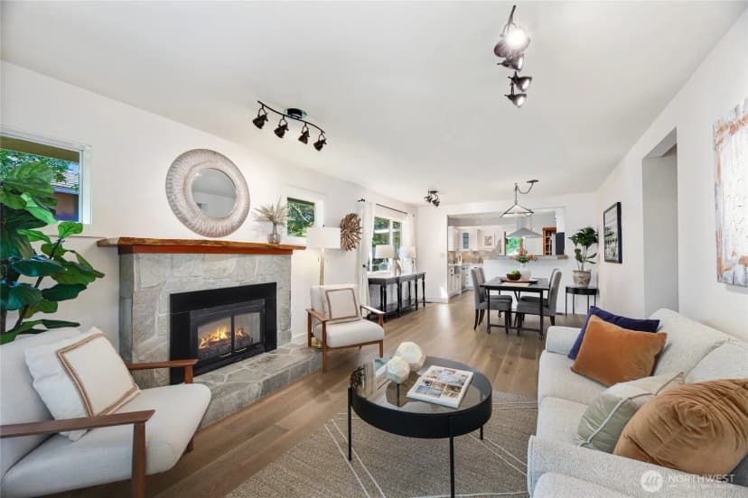 Property photo for 5435 45th Avenue Sw, Seattle photo 4