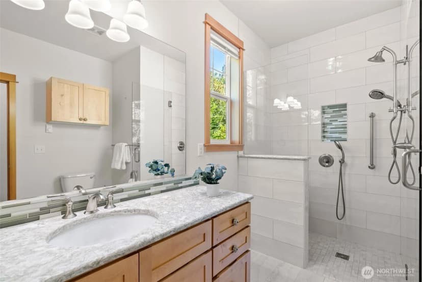 Property photo for 1711 Ne Outlook Lane, Poulsbo photo 20