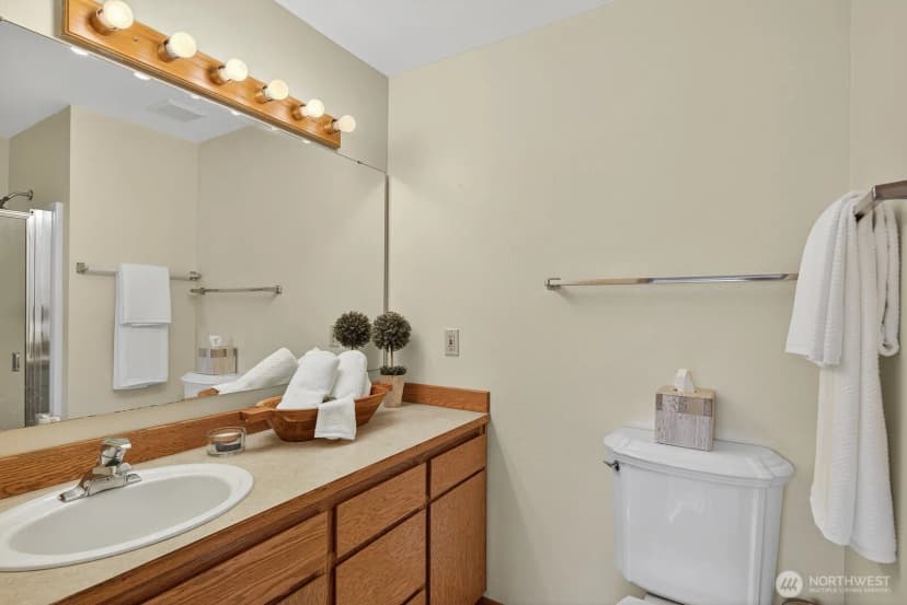 Property photo for 2612 W 2nd Street, Anacortes photo 20