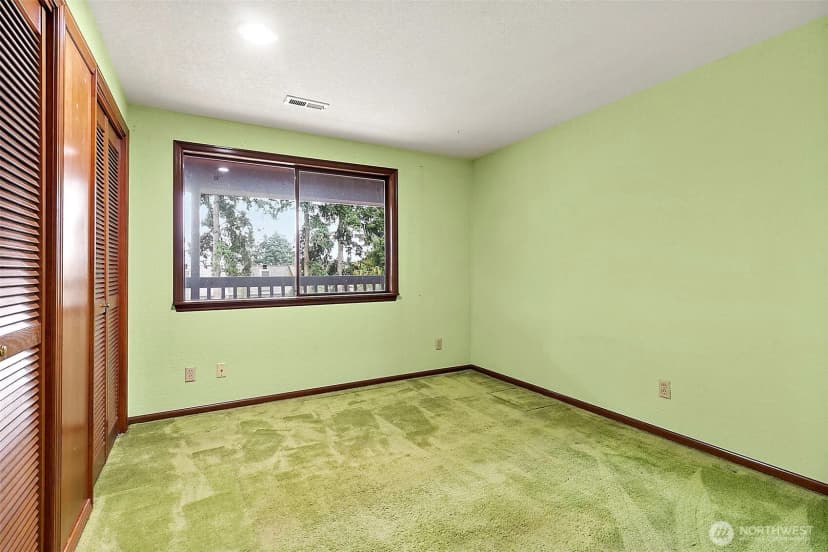 Property photo for 27110 46th Avenue S, Kent photo 14