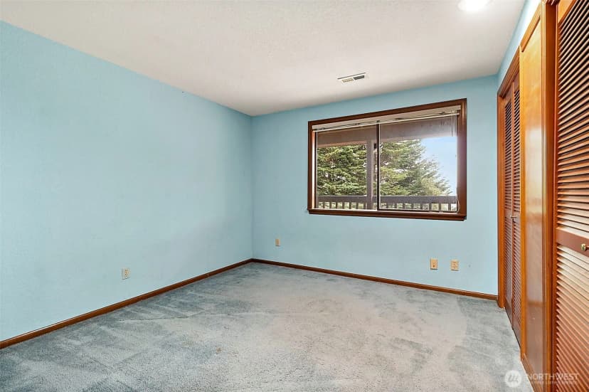 Property photo for 27110 46th Avenue S, Kent photo 10