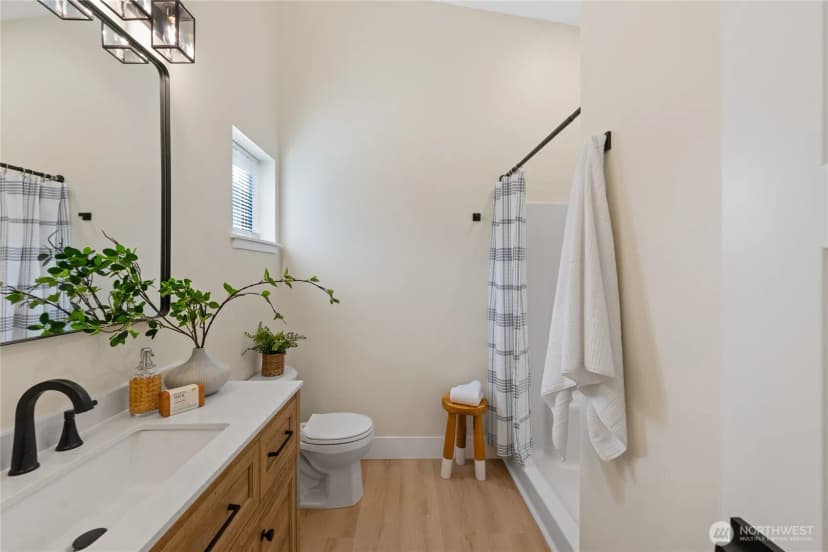 Property photo for 454 S Regent Street, Burlington photo 15
