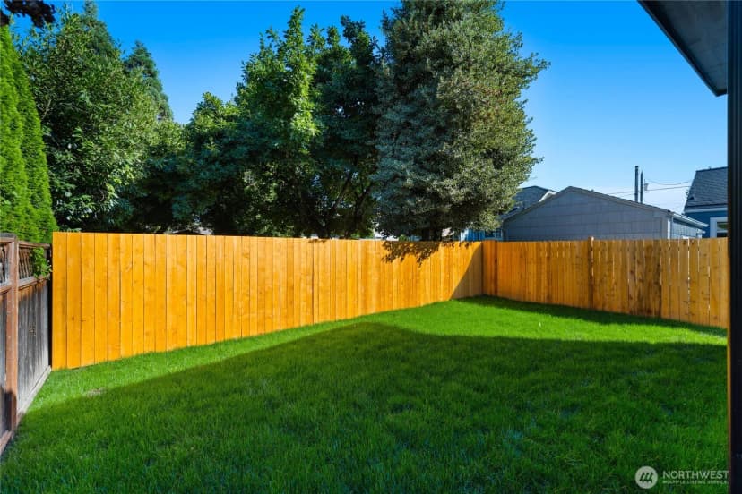 Property photo for 454 S Regent Street, Burlington photo 32