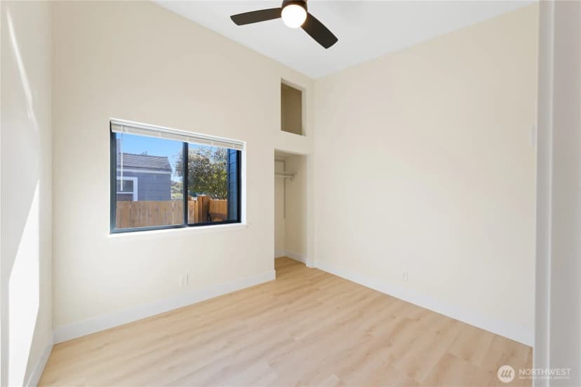 Property photo for 454 S Regent Street, Burlington photo 19