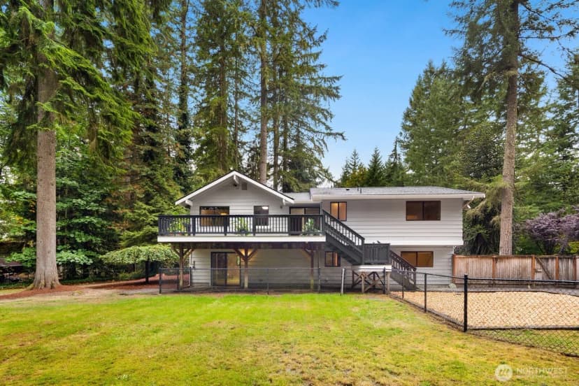 Property photo for 18221 Ne 189th Street, Woodinville photo 22
