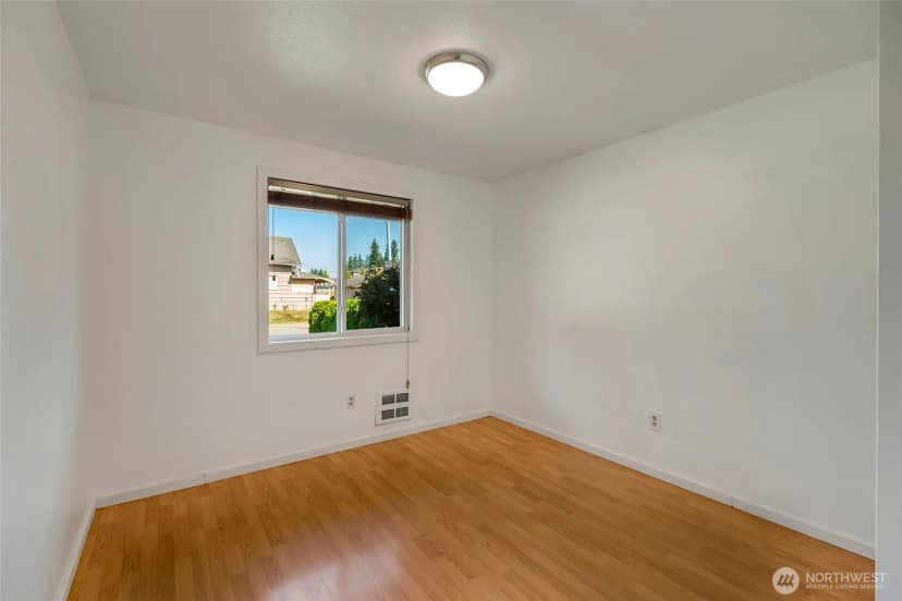 Property photo for 4306 109th Place Ne, Marysville photo 19