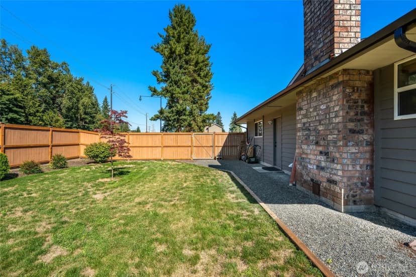 Property photo for 4306 109th Place Ne, Marysville photo 25