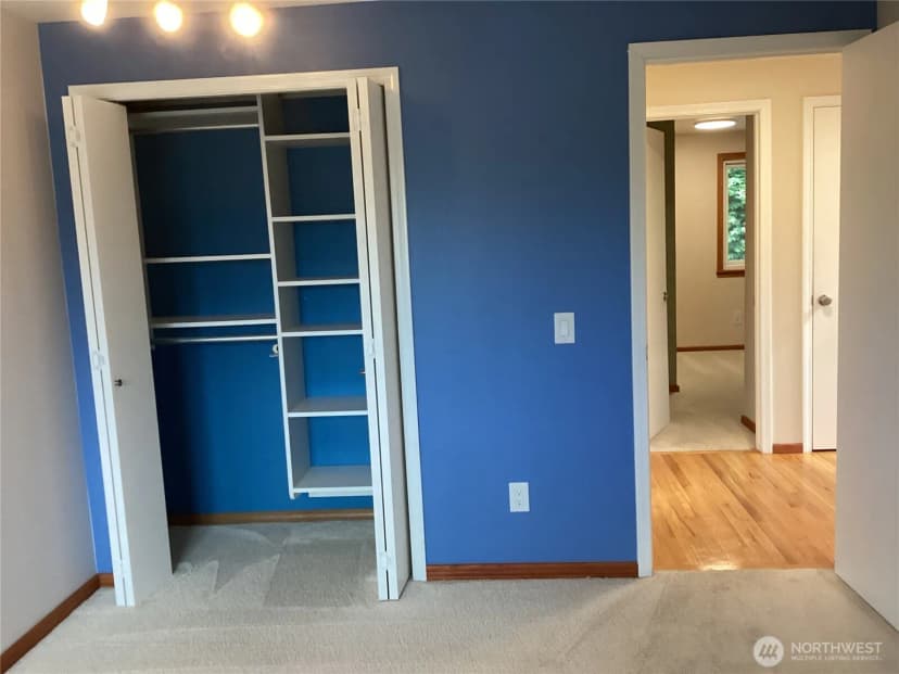 Property photo for 17217 Larch Way, Lynnwood photo 28