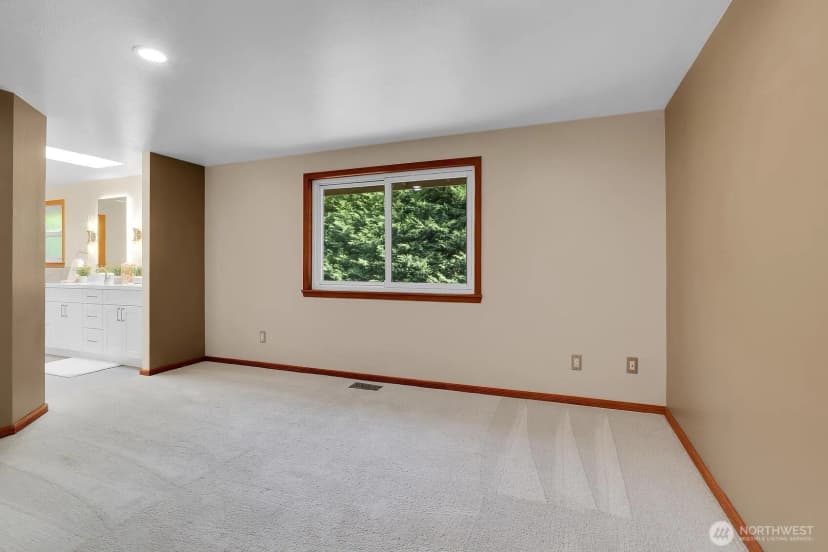 Property photo for 17217 Larch Way, Lynnwood photo 25