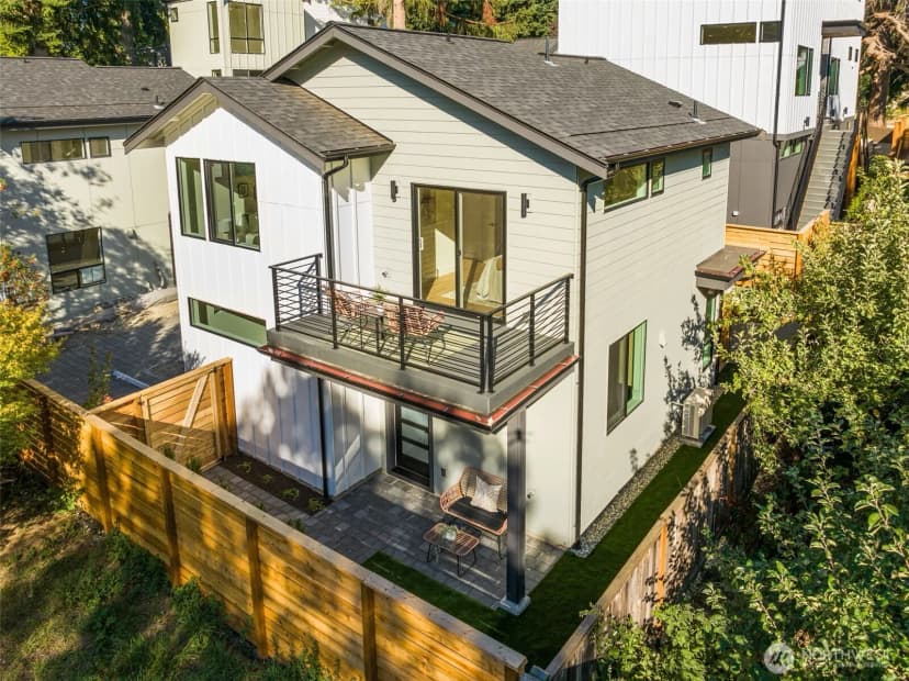 Property photo for 7337 21st Avenue Ne, Seattle photo 34