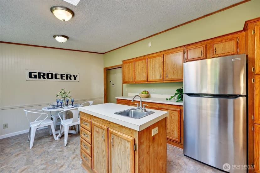 Property photo for 15035 Sunrise Drive Nw, Bainbridge Island photo 26