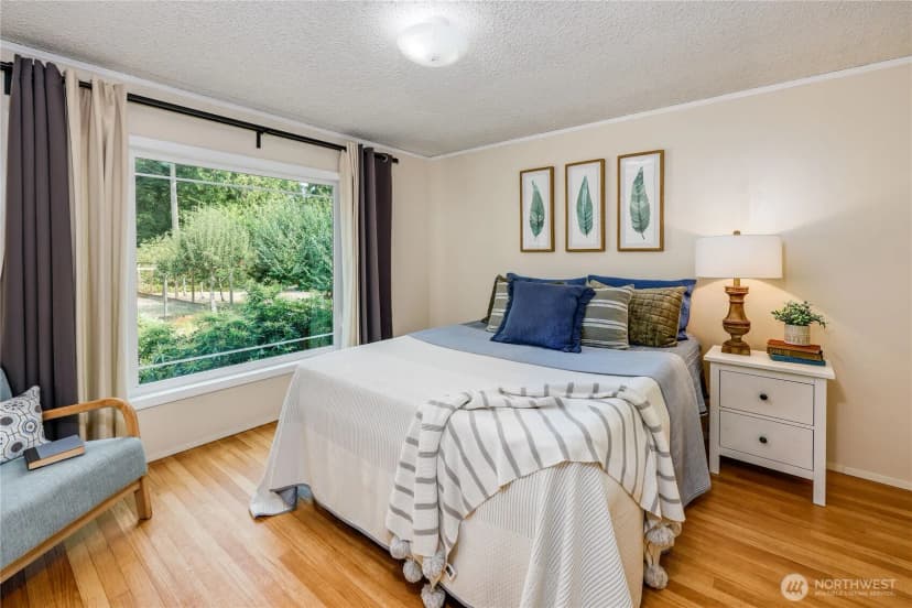 Property photo for 15035 Sunrise Drive Nw, Bainbridge Island photo 31