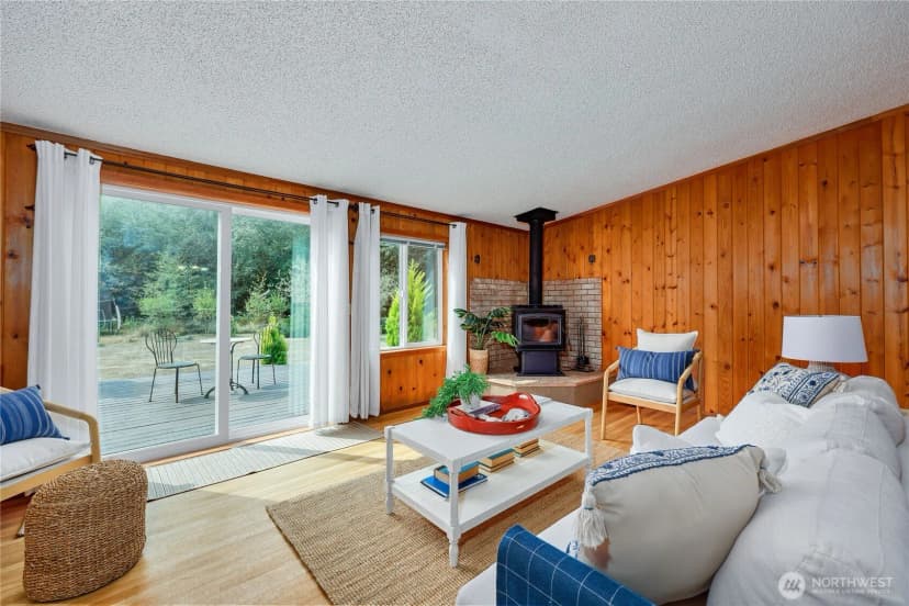 Property photo for 15035 Sunrise Drive Nw, Bainbridge Island photo 10