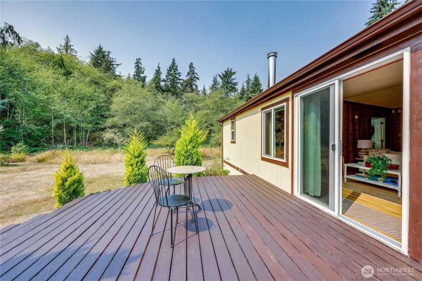 Property photo for 15035 Sunrise Drive Nw, Bainbridge Island photo 11