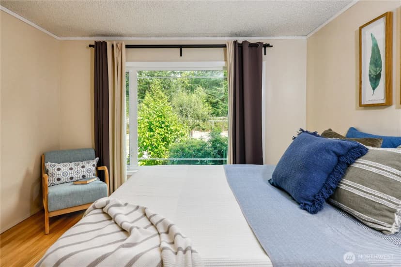 Property photo for 15035 Sunrise Drive Nw, Bainbridge Island photo 30