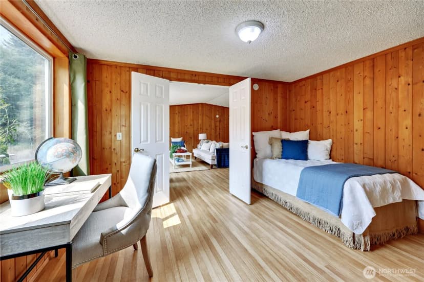 Property photo for 15035 Sunrise Drive Nw, Bainbridge Island photo 28
