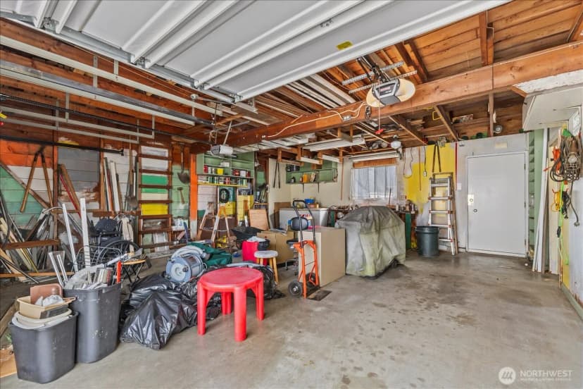 Property photo for 2310 Rockefeller Avenue, Everett photo 18