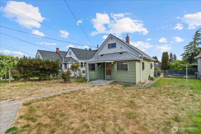 Property photo for 2310 Rockefeller Avenue, Everett photo 14