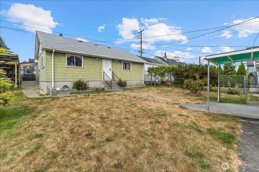 Property photo for 2310 Rockefeller Avenue, Everett photo 15
