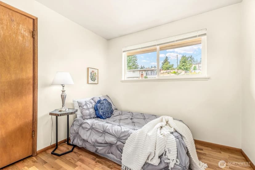 Property photo for 23807 80th Avenue W, Edmonds photo 17