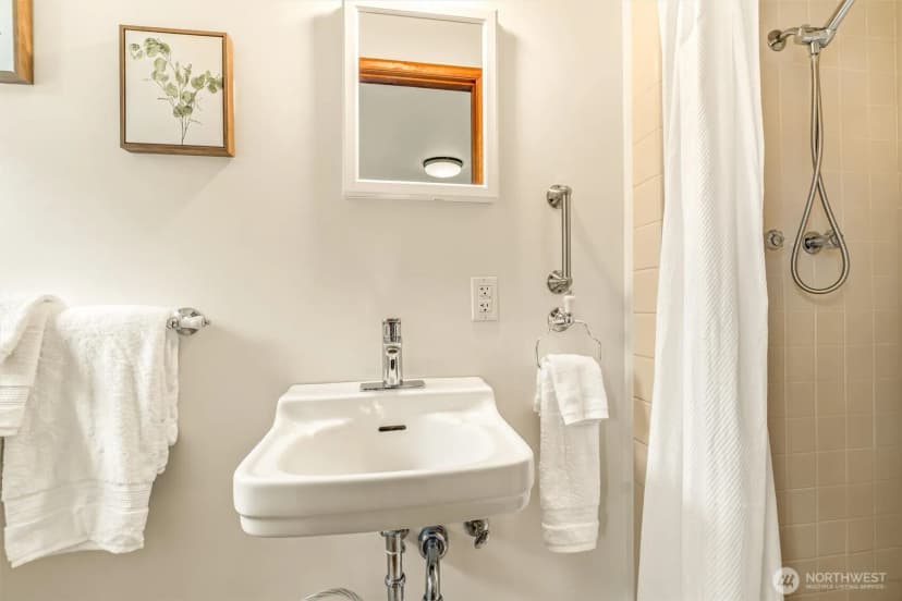 Property photo for 23807 80th Avenue W, Edmonds photo 20