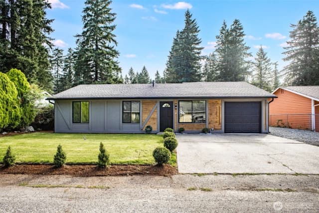 Property photo for 18856 Se 269th Street, Covington