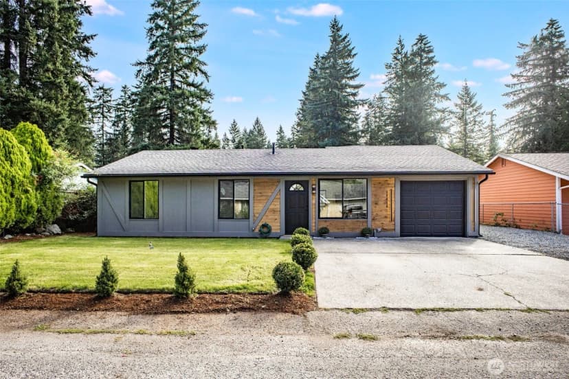 Property photo for 18856 Se 269th Street, Covington