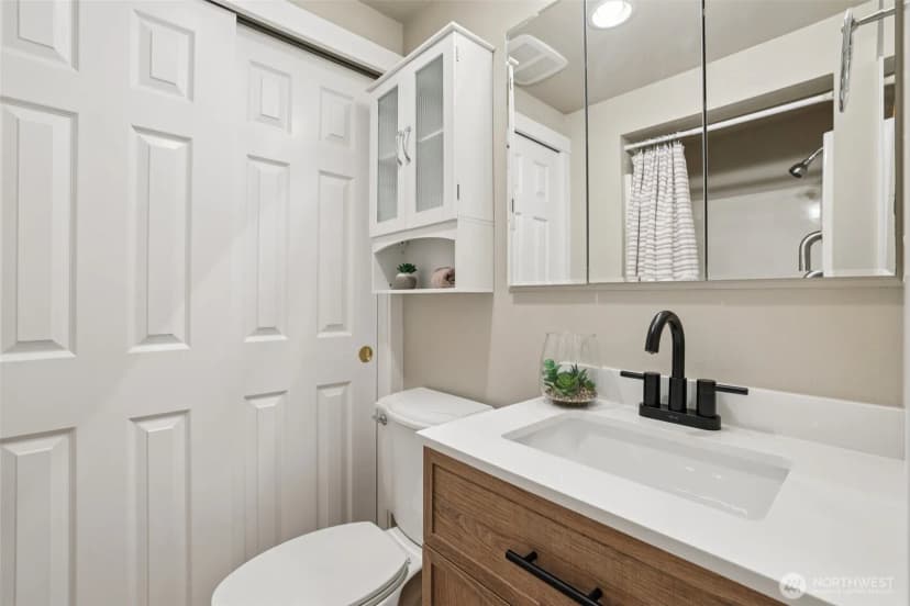 Property photo for 12405 Ne 112th Street, Kirkland photo 21