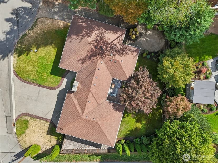 Property photo for 12405 Ne 112th Street, Kirkland photo 37