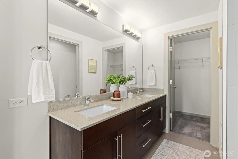 Property photo for 10503 Evanston Avenue N #a, Seattle photo 15