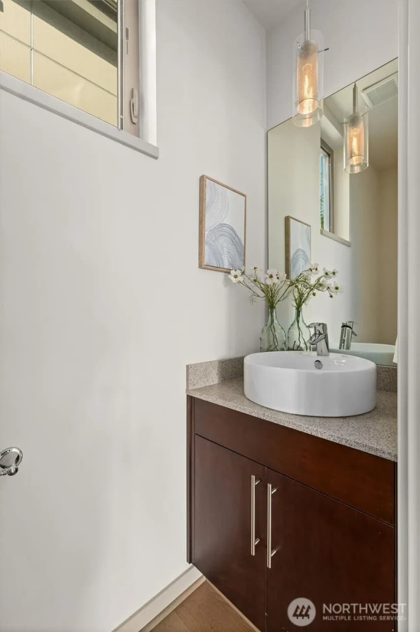 Property photo for 10503 Evanston Avenue N #a, Seattle photo 12