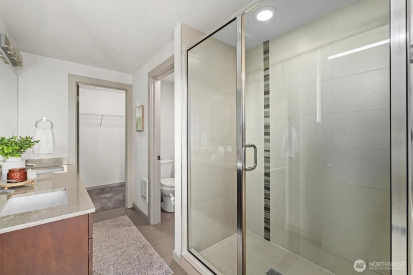 Property photo for 10503 Evanston Avenue N #a, Seattle photo 14