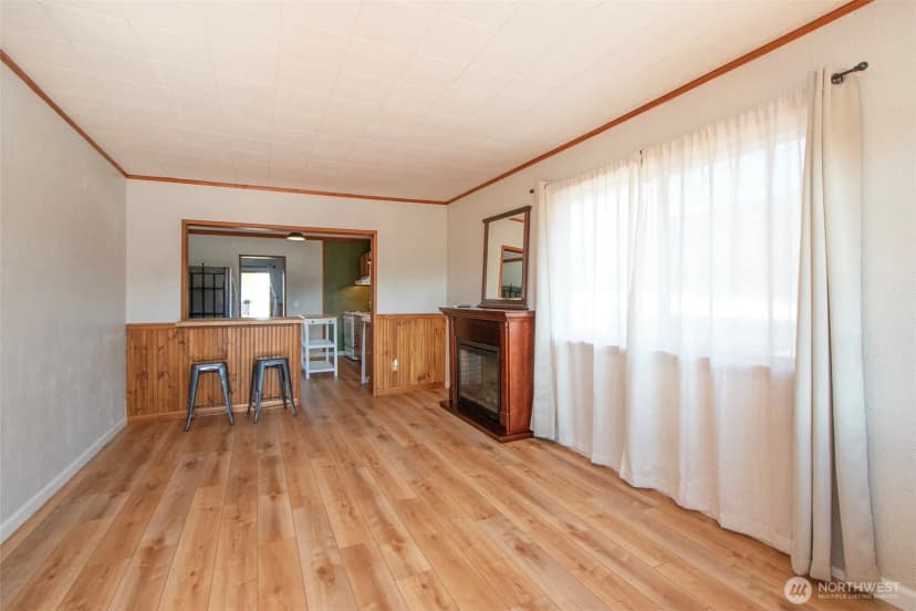 Property photo for 1309 W 6th Street, Port Angeles photo 7